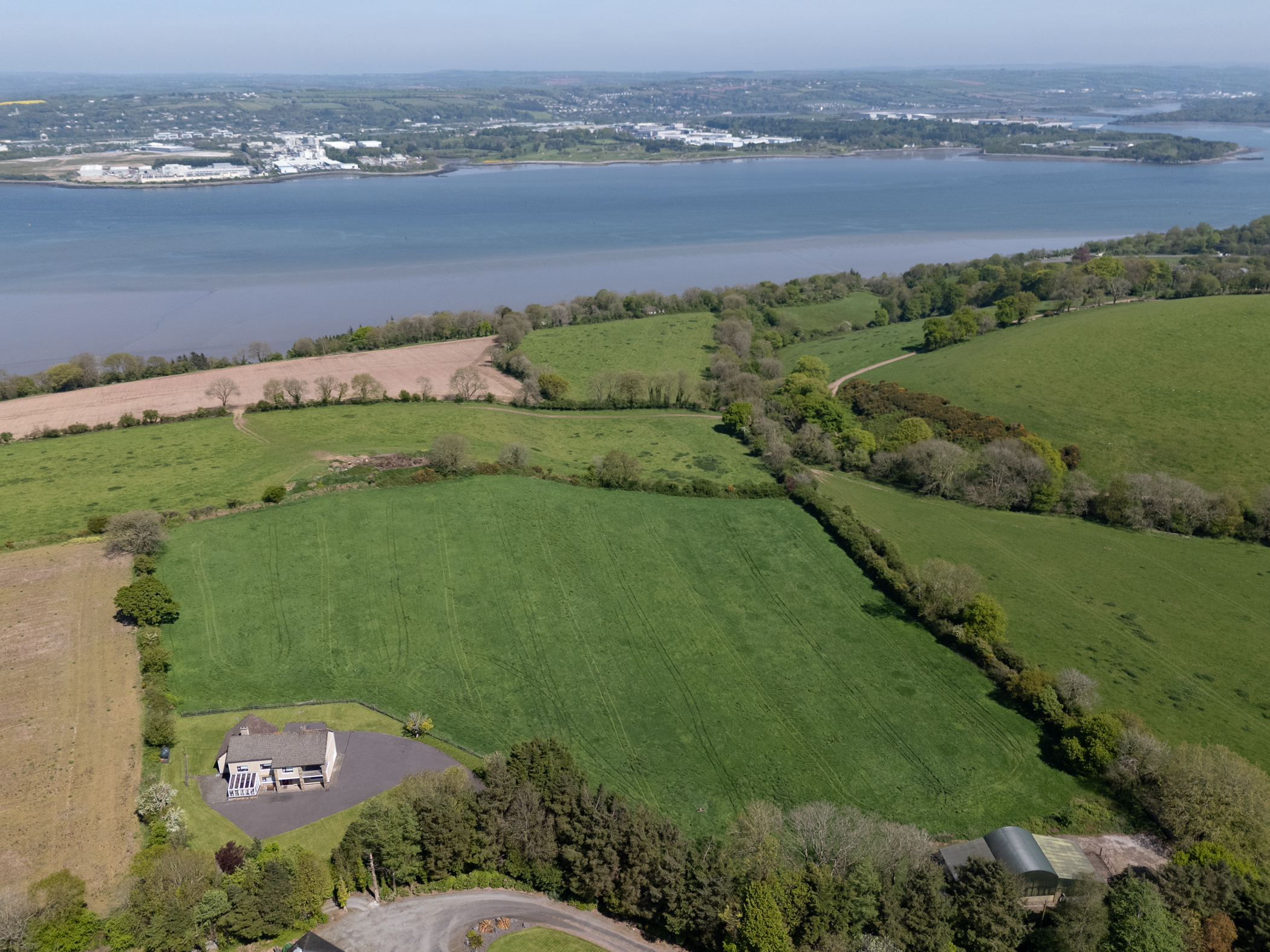 Woodview, Meadowlands